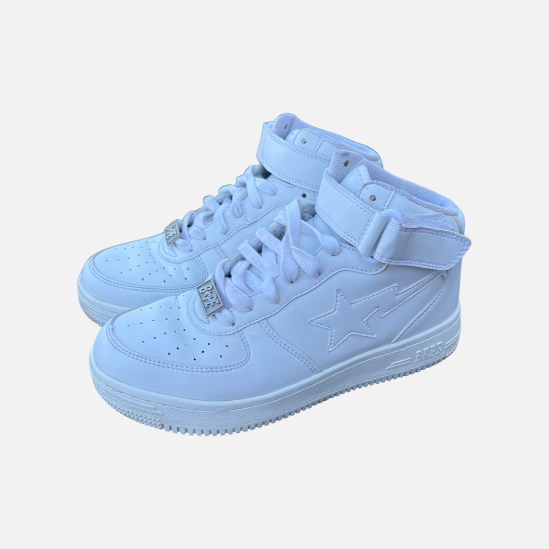 BAPESTA WHITE HIGH TOPS [EU40 / US7.5]